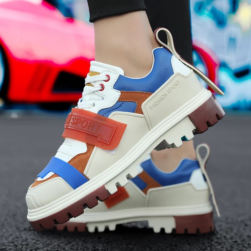 RIGOV™ Sneaker