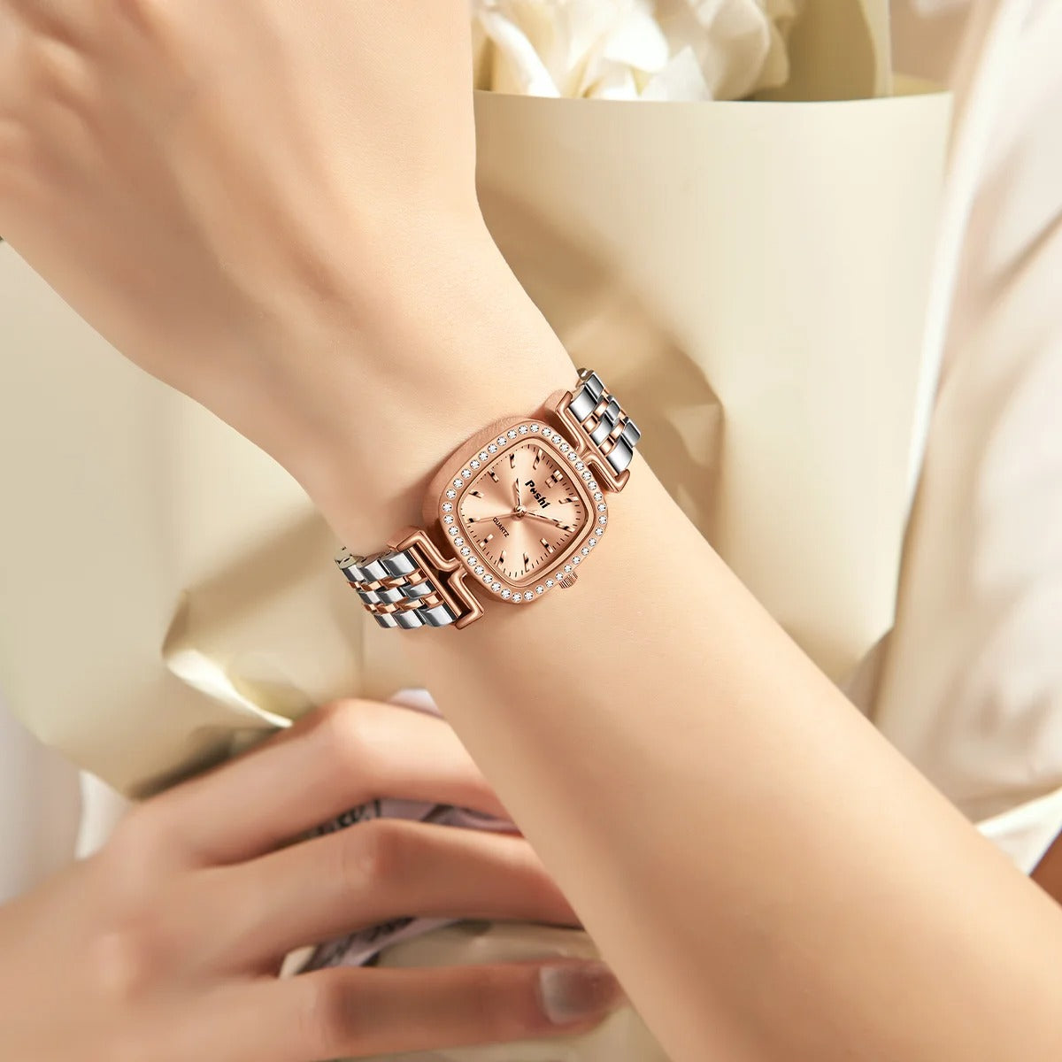 Women's Fashion Stylish Retro Waterproof Watch