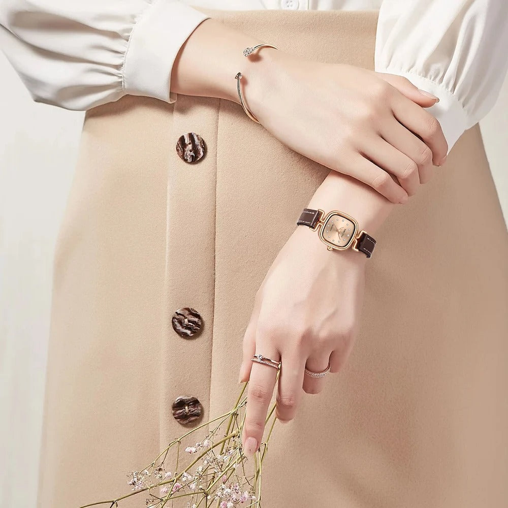 Women's Fashion Stylish Retro Waterproof Watch
