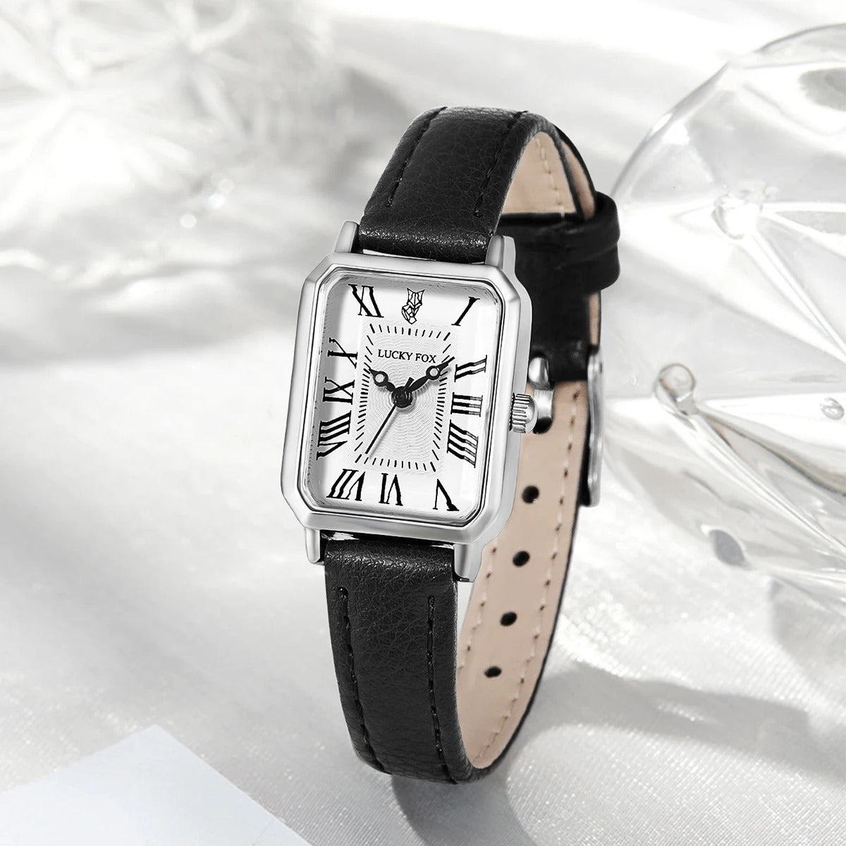 Hela | Women Watch + Bracelet Gift Set