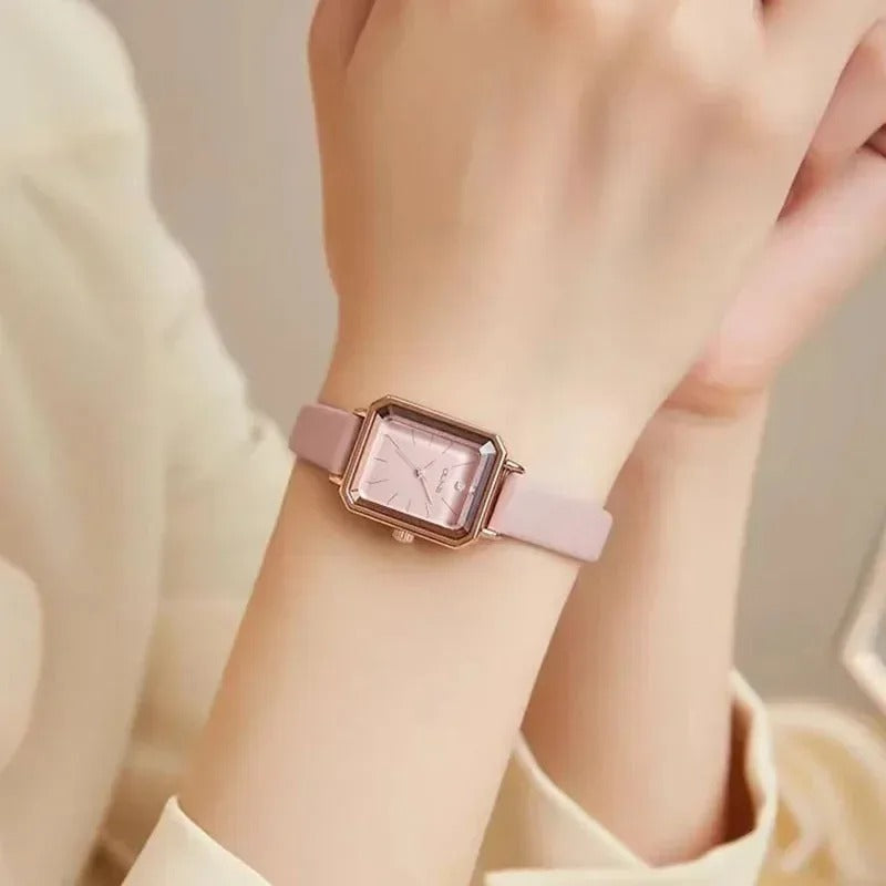 Women's Fashion Stylish Retro Waterproof Watch