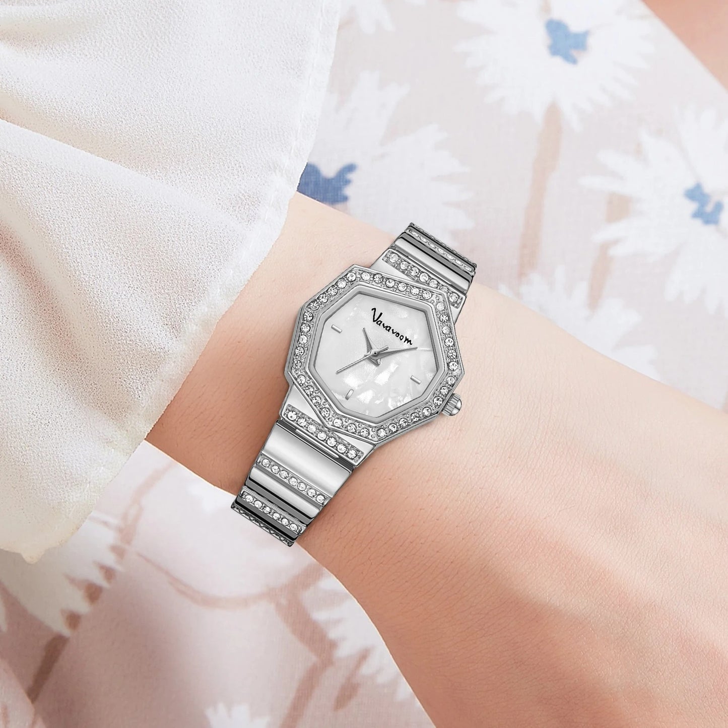 Women's Fashion Stylish Retro Waterproof Watch