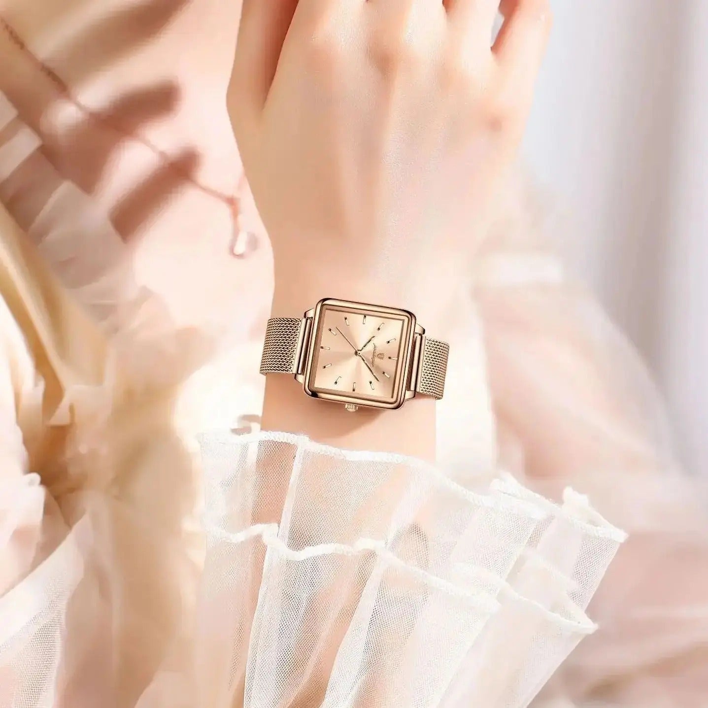 Women's Fashion Stylish Retro Waterproof Watch